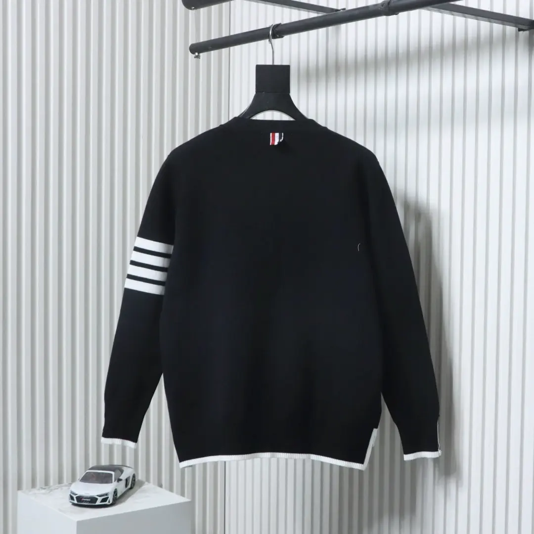 Tom Brown Wollstrickjacke, vorne kürzer und hinten länger – Bild 13