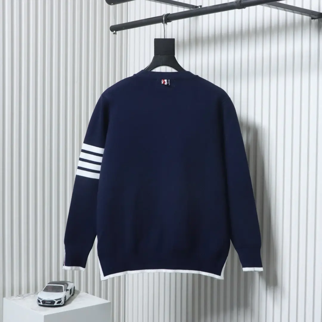 Tom Brown Wollstrickjacke, vorne kürzer und hinten länger – Bild 15