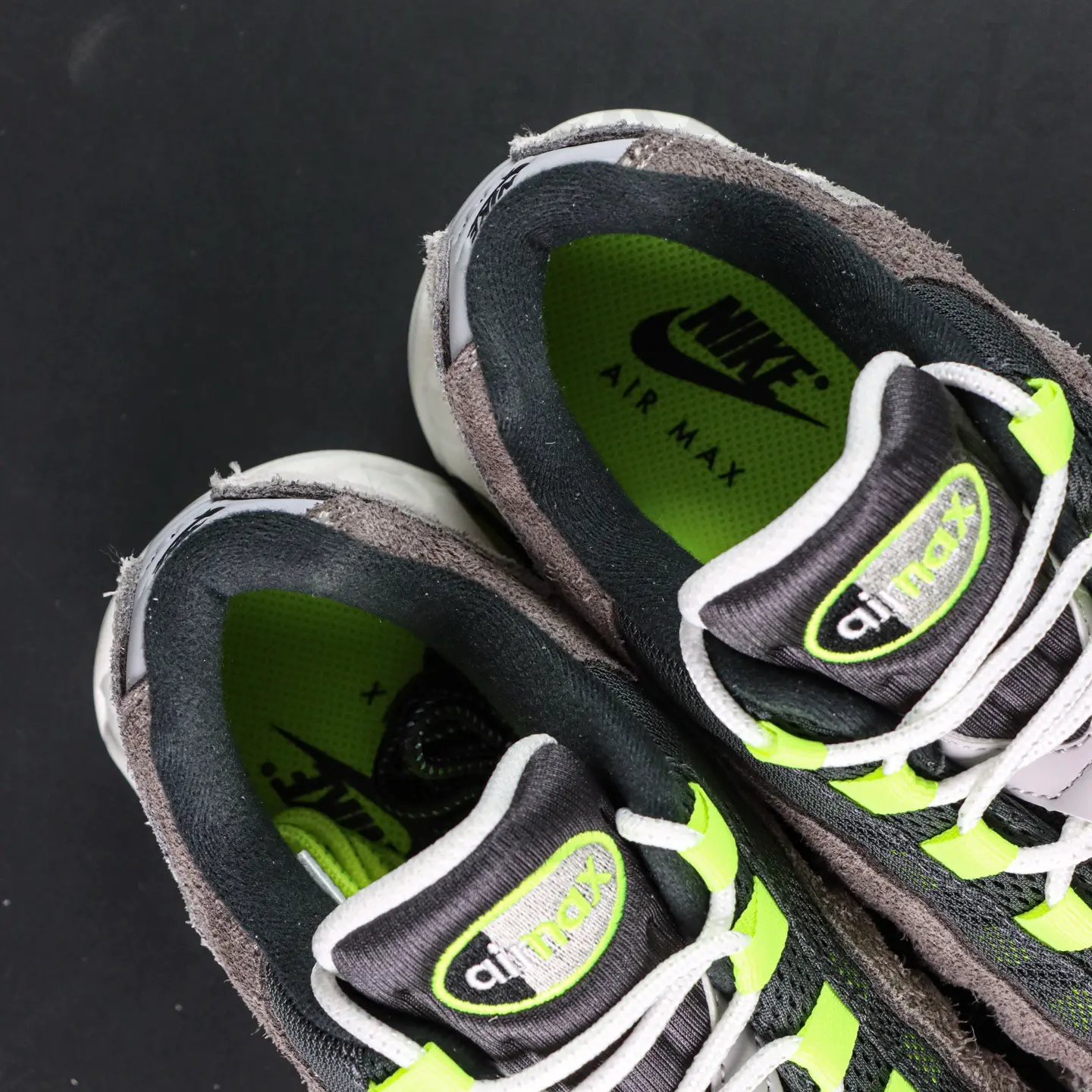 Air Max 95 Big Bubble OG „Reverse Neon“ in Schwarz und Grau – Bild 8