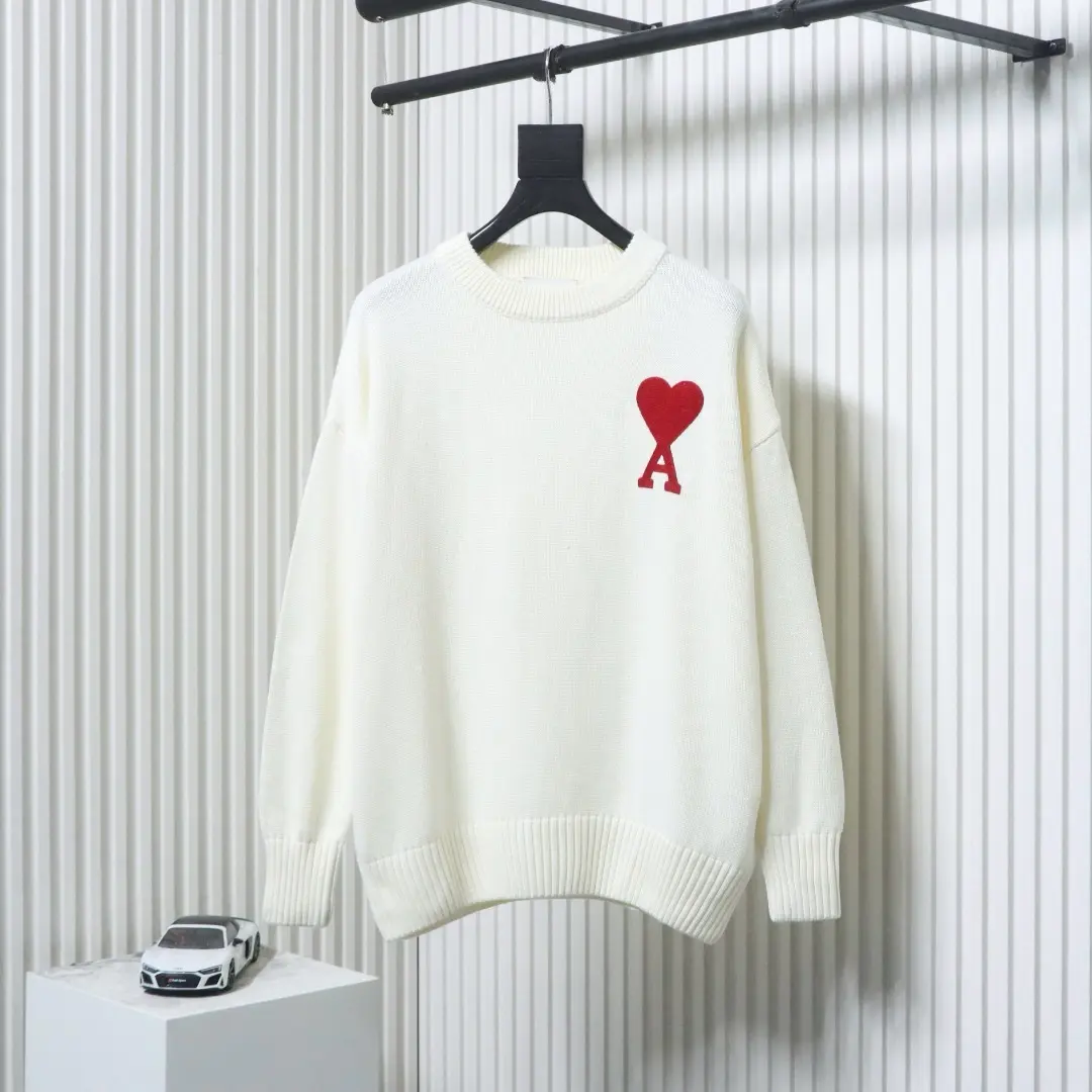 Ami 21Fw Pullover mit gesticktem Herzlogo und Rundhalsausschnitt