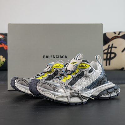 Balenciaga 3XL Sneaker 'Worn-Out - Weiß Blau Gelb'