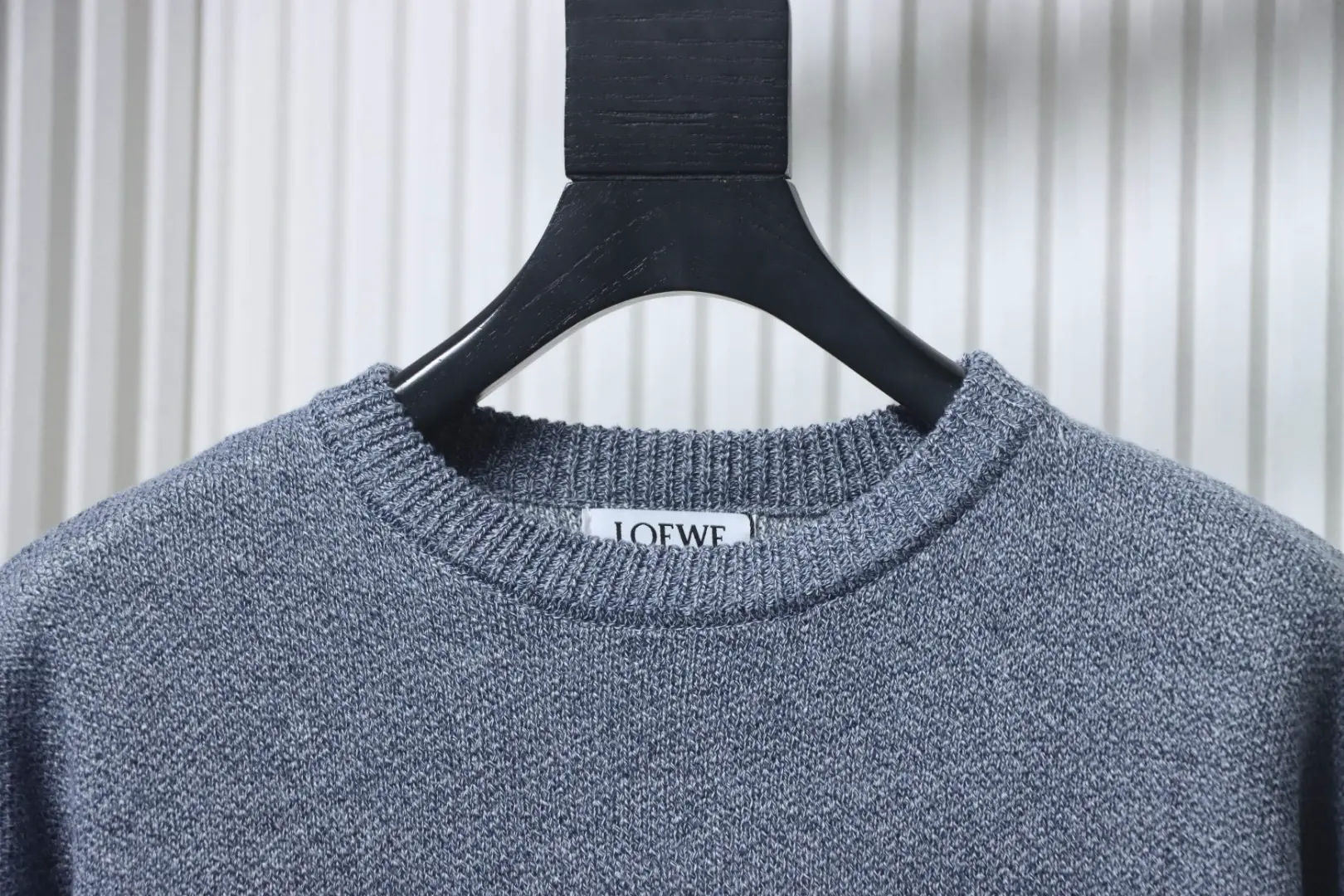 Jacquard-Logo-Strickpullover mit Rundhalsausschnitt – Bild 3