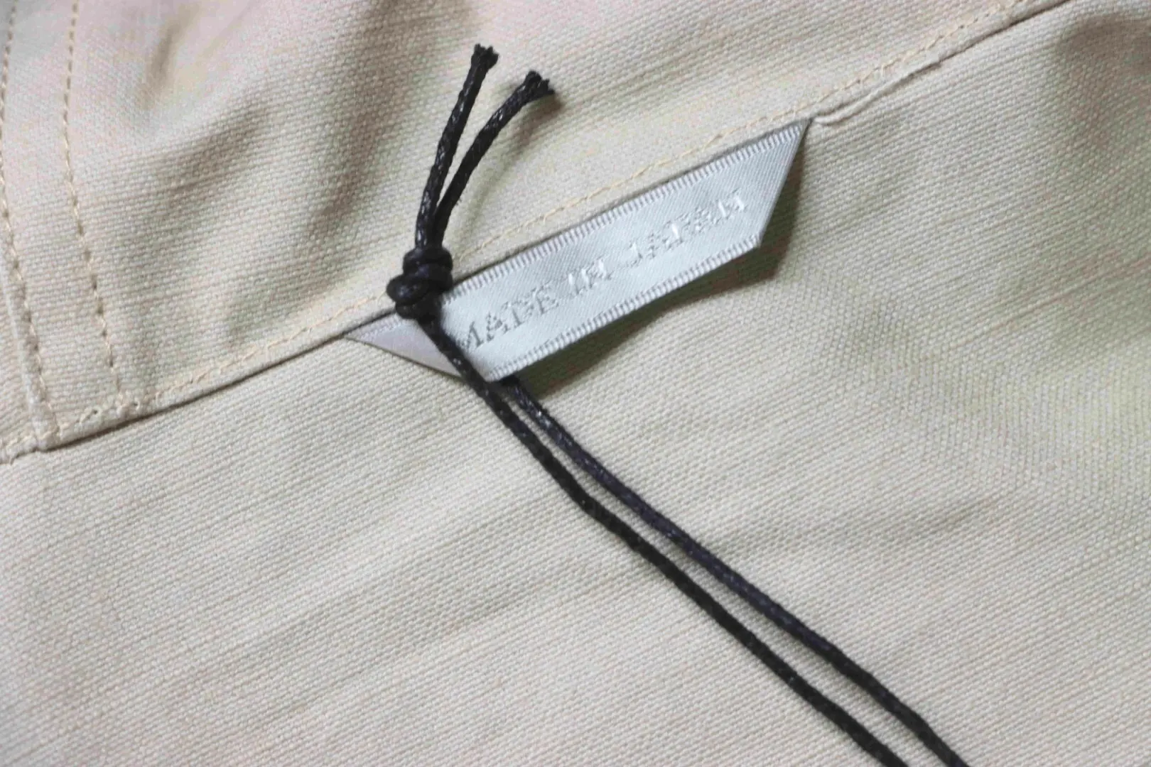 Kapuzenjacke aus Canvas mit gesticktem Logo und Kette in Zusammenarbeit mit anderen Designern – Bild 12