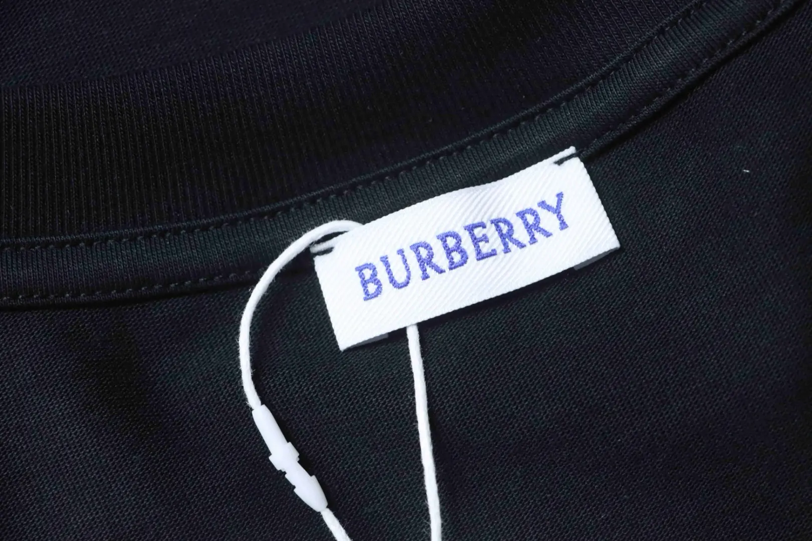 Kariertes Langarmshirt mit Kriegspferde-Muster – Bild 9