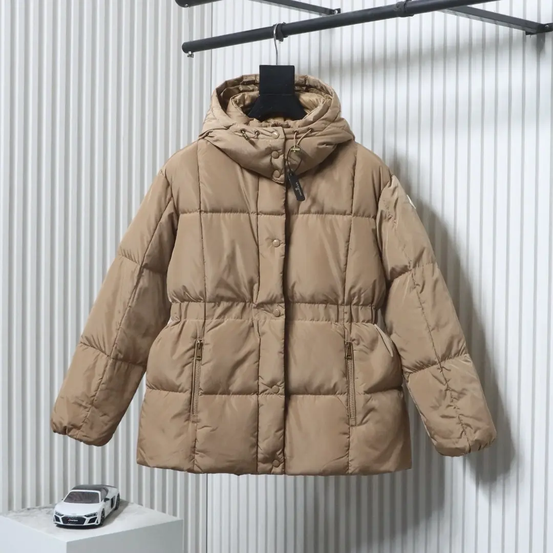Moncler Agneux Square Stepp-Daunenjacke mit Kapuze