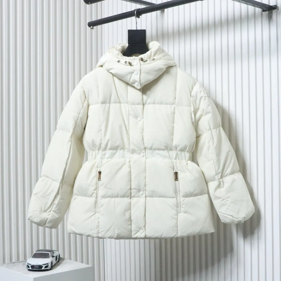 Moncler Agneux Square Stepp-Daunenjacke mit Kapuze – Bild 14