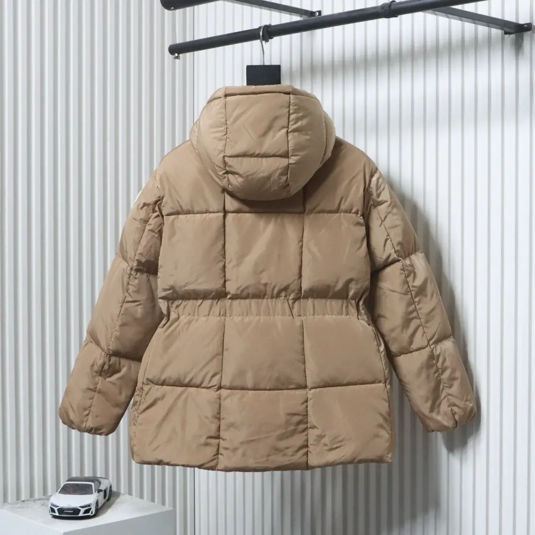 Moncler Agneux Square Stepp-Daunenjacke mit Kapuze – Bild 2