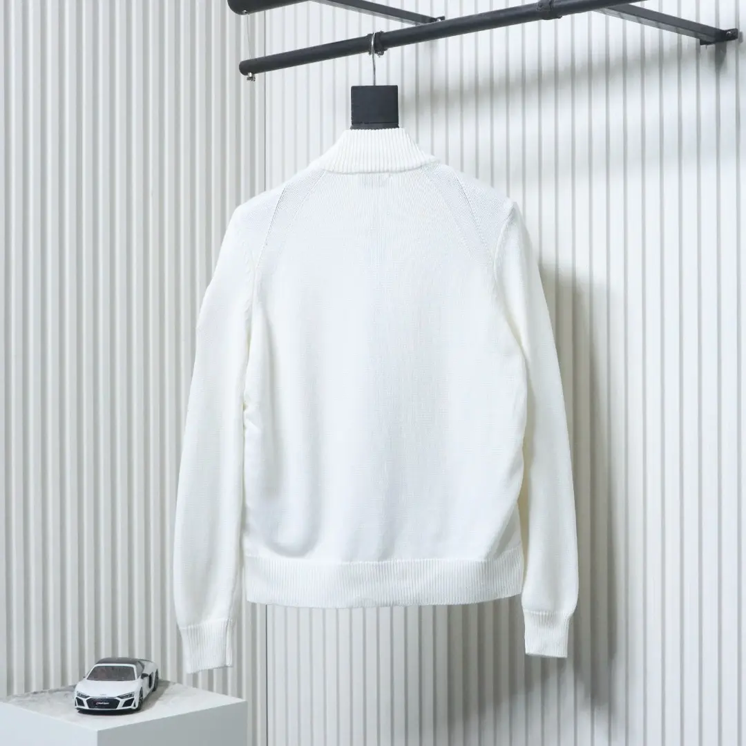 Moncler Strickjacke mit Patchwork-Daunen – Bild 2