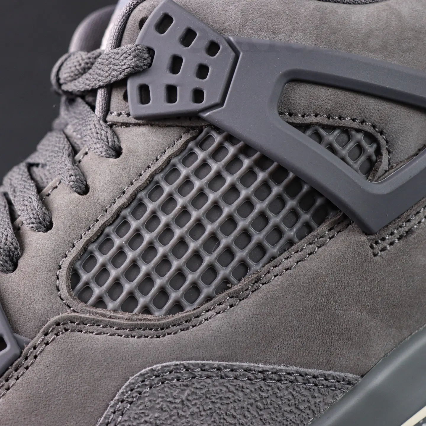 Nigel Sylvester x Jordan Air Jordan 4 OG Grauer Ziegelstein – Bild 13