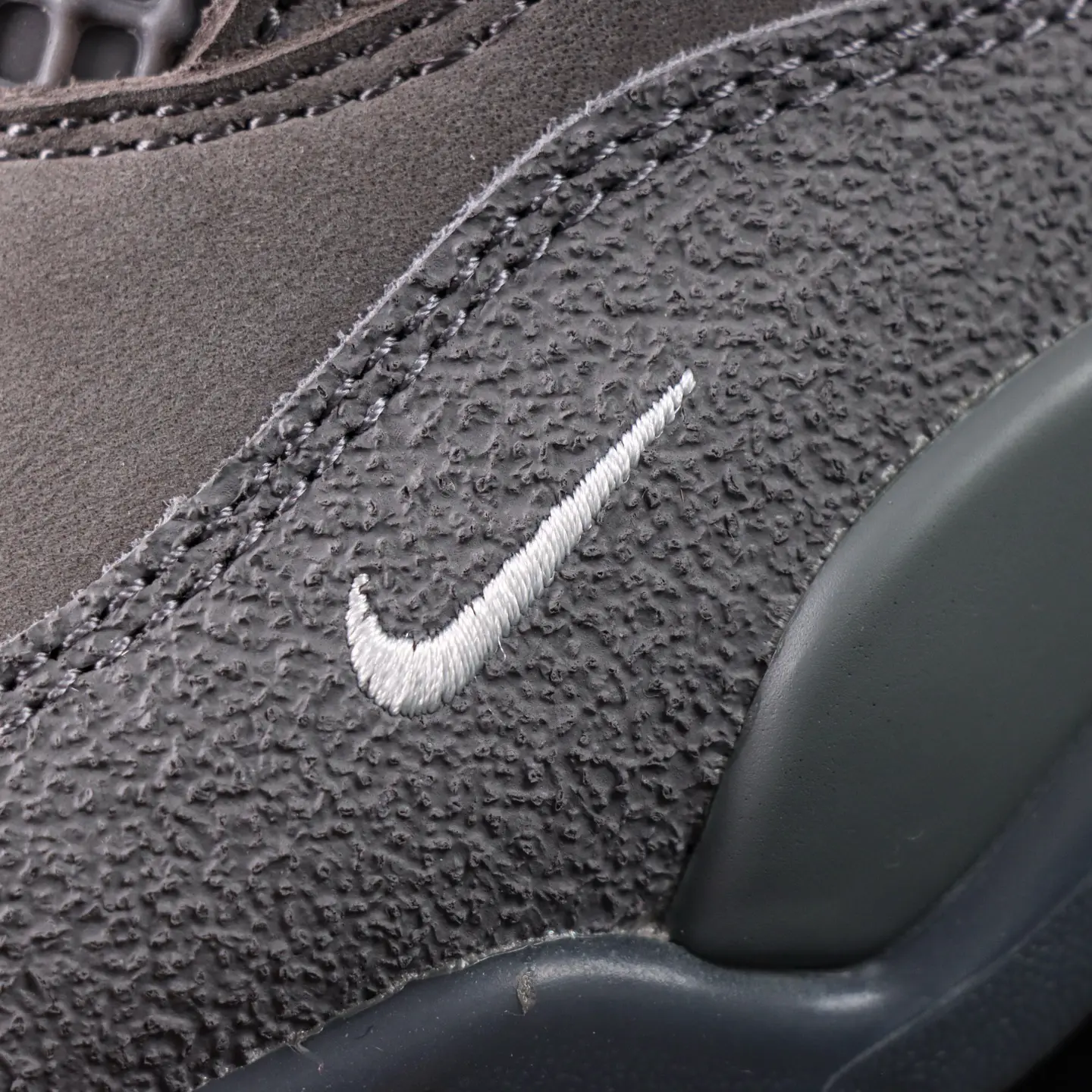 Nigel Sylvester x Jordan Air Jordan 4 OG Grauer Ziegelstein – Bild 17