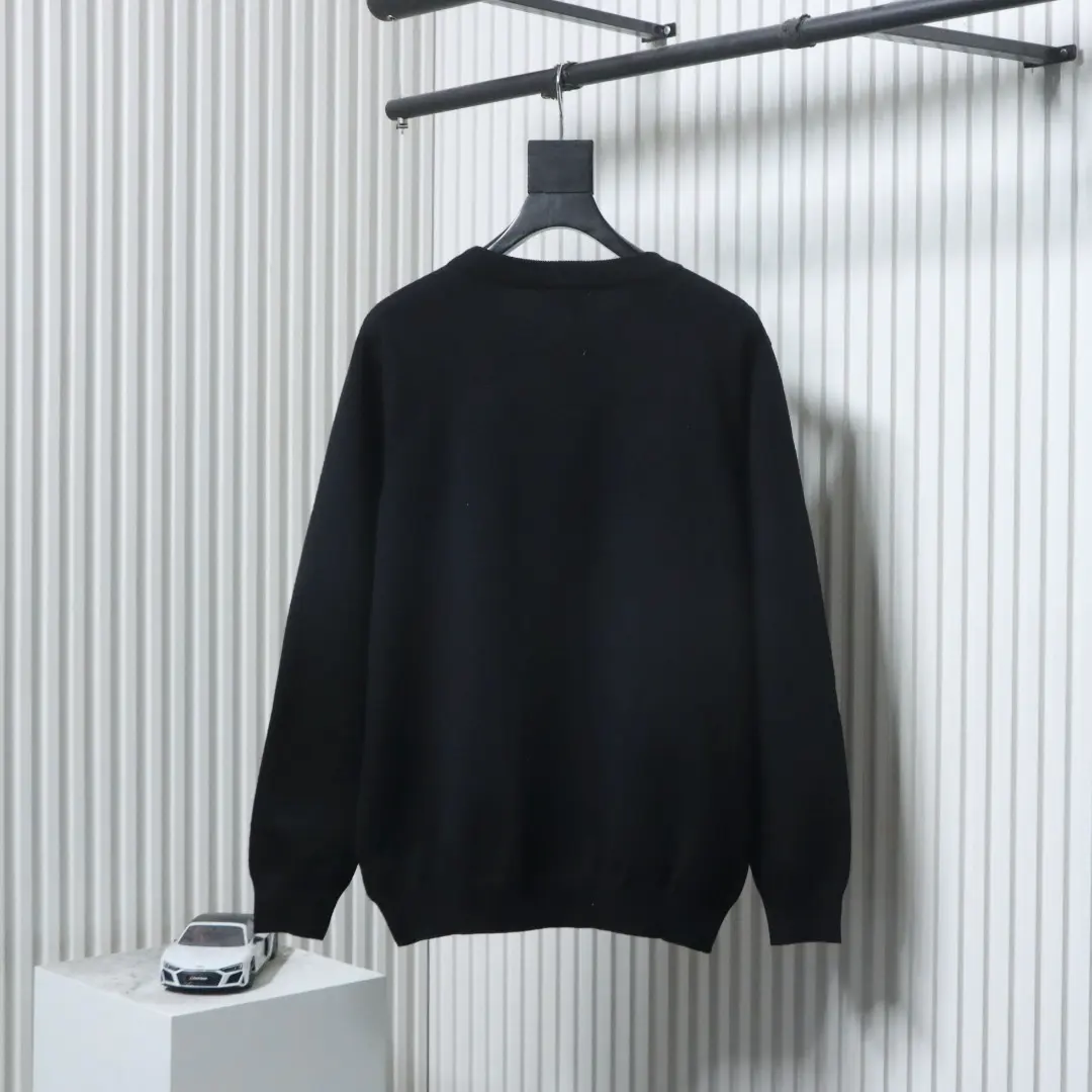 Strickpullover mit floralem Stickmuster – Bild 2