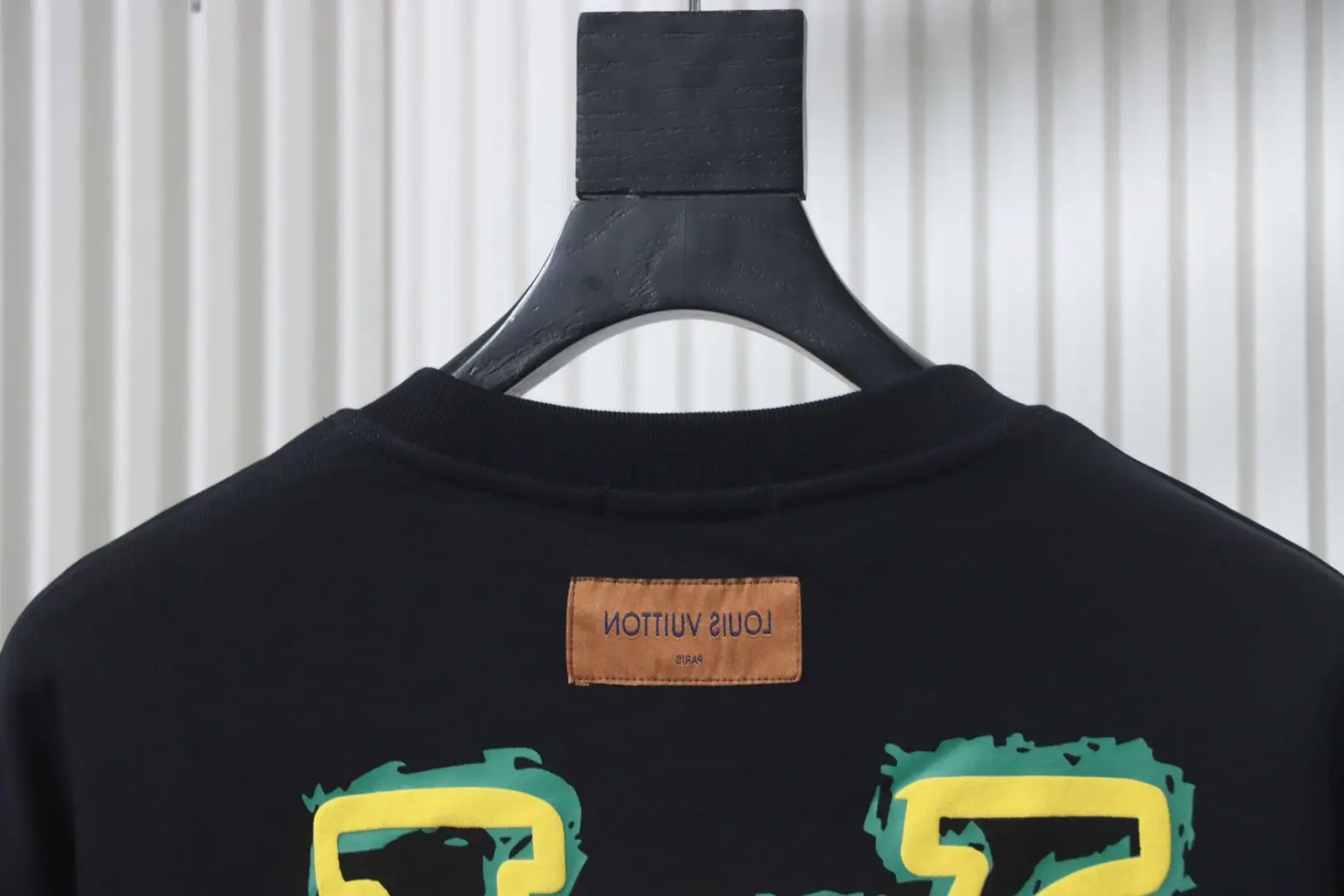 Sweatshirt mit Schaumstoffdruck auf Vorder- und Rückseite und Rundhalsausschnitt M-XXL – Bild 4