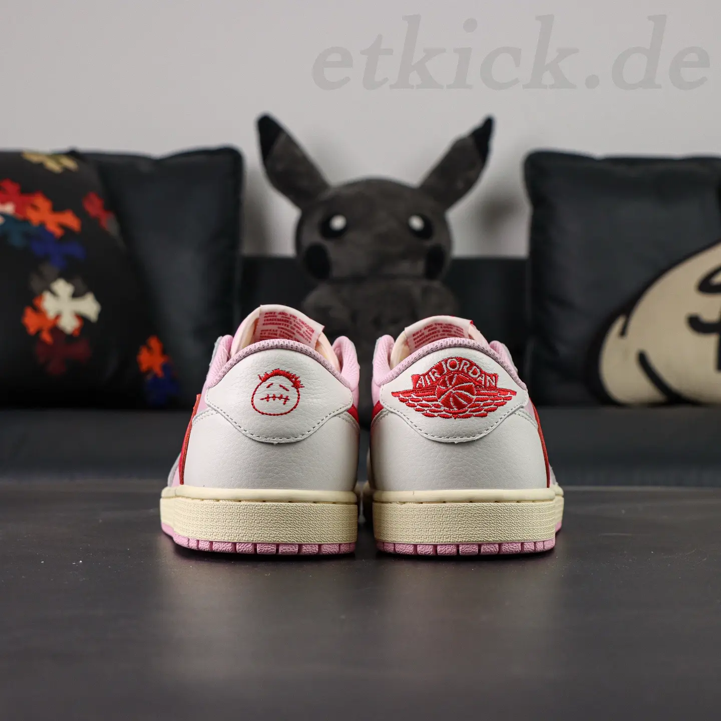 Travis Scott x Air Jordan 1 Low OG Tropical Pink – Bild 4