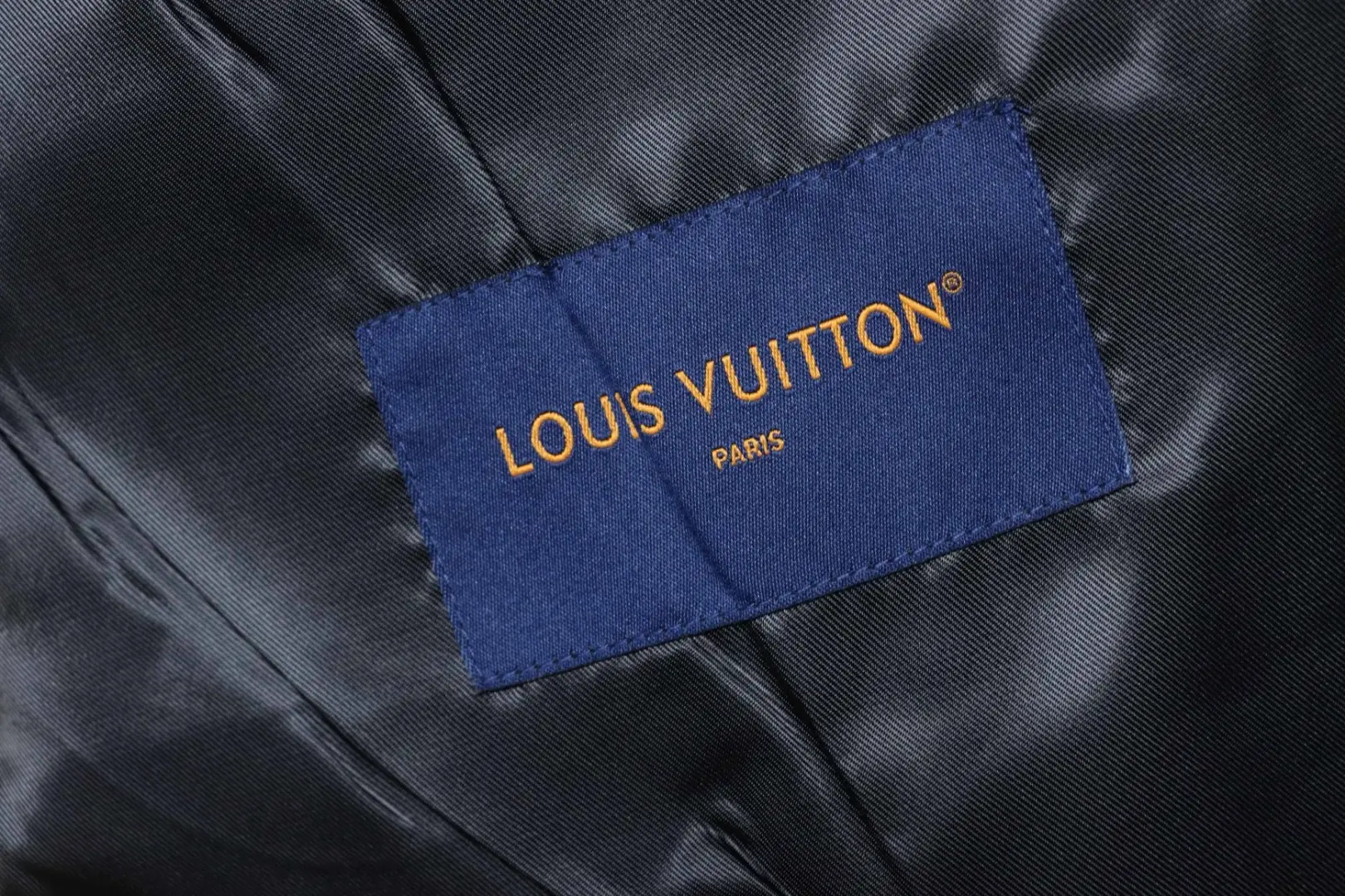 Tyler-Kollaboration Baseballjacke aus Frottee mit Blumenmuster und Stickerei – Bild 11