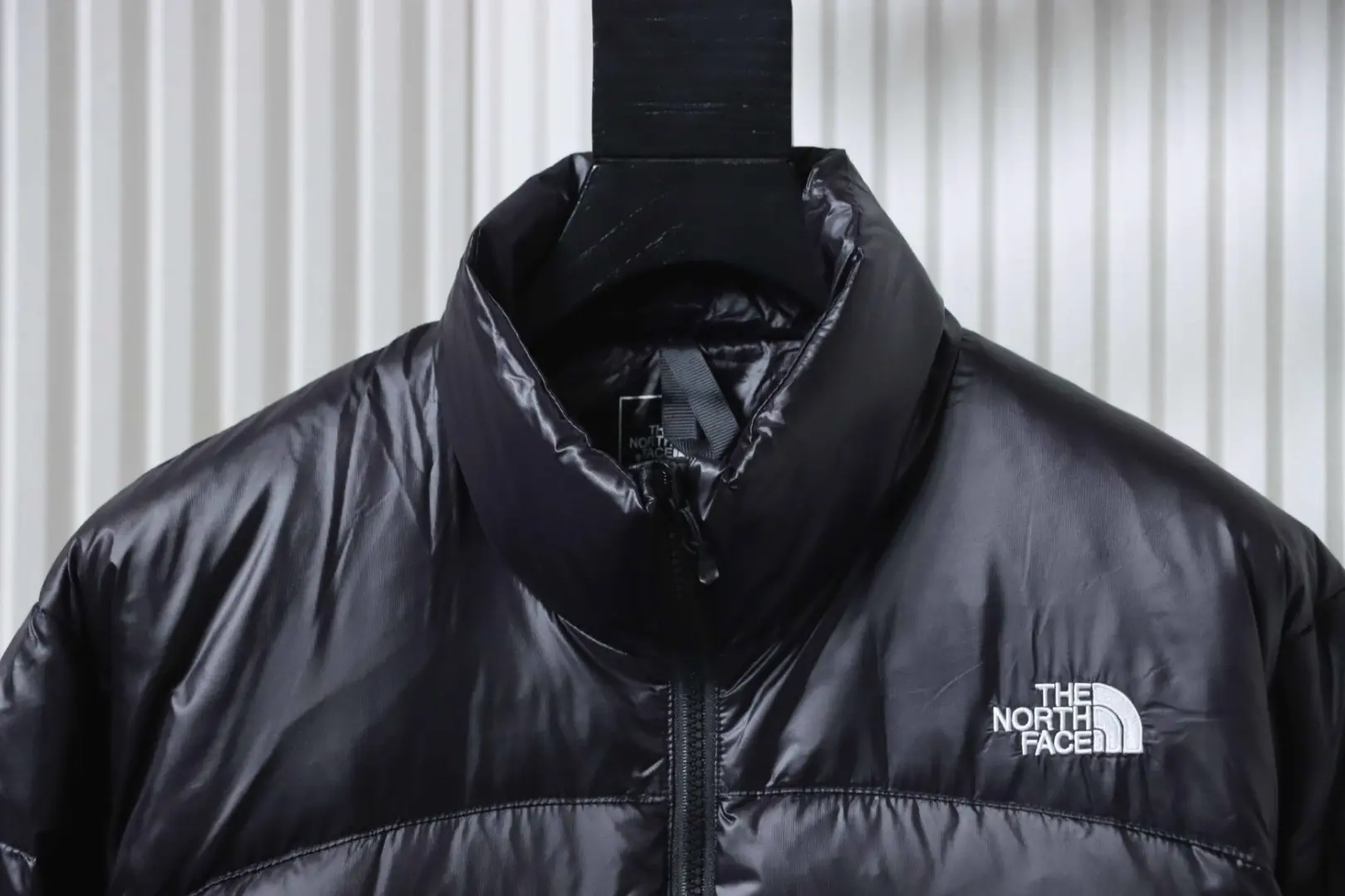 Wasserdichte, fotoelektronische Daunenjacke mit Futter – Bild 3