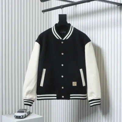 Xinqiao Woll-Baseballjacke mit besticktem Patchwork-Muster