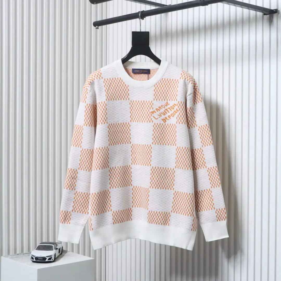 karierter Jacquard-Pullover mit Rundhalsausschnitt