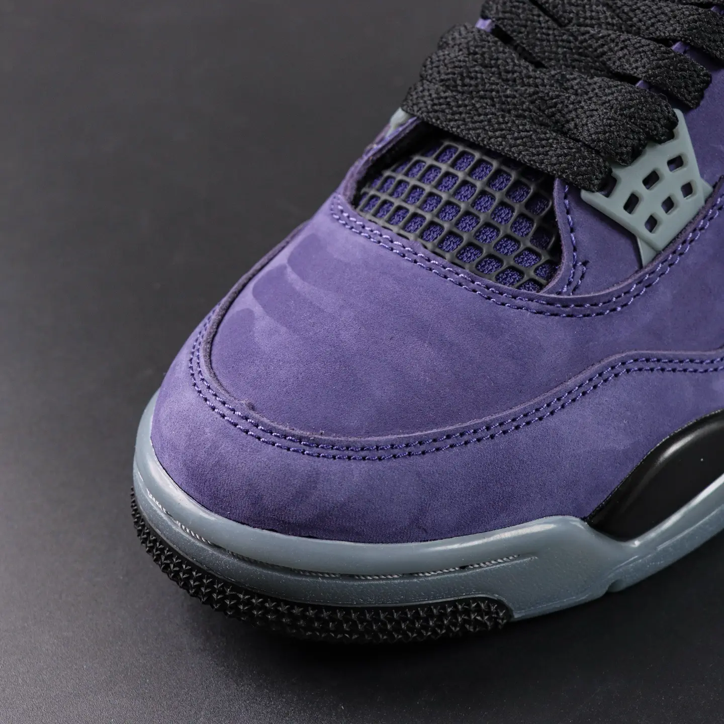 Air Jordan Retro „Imperial Purple“ – Bild 9