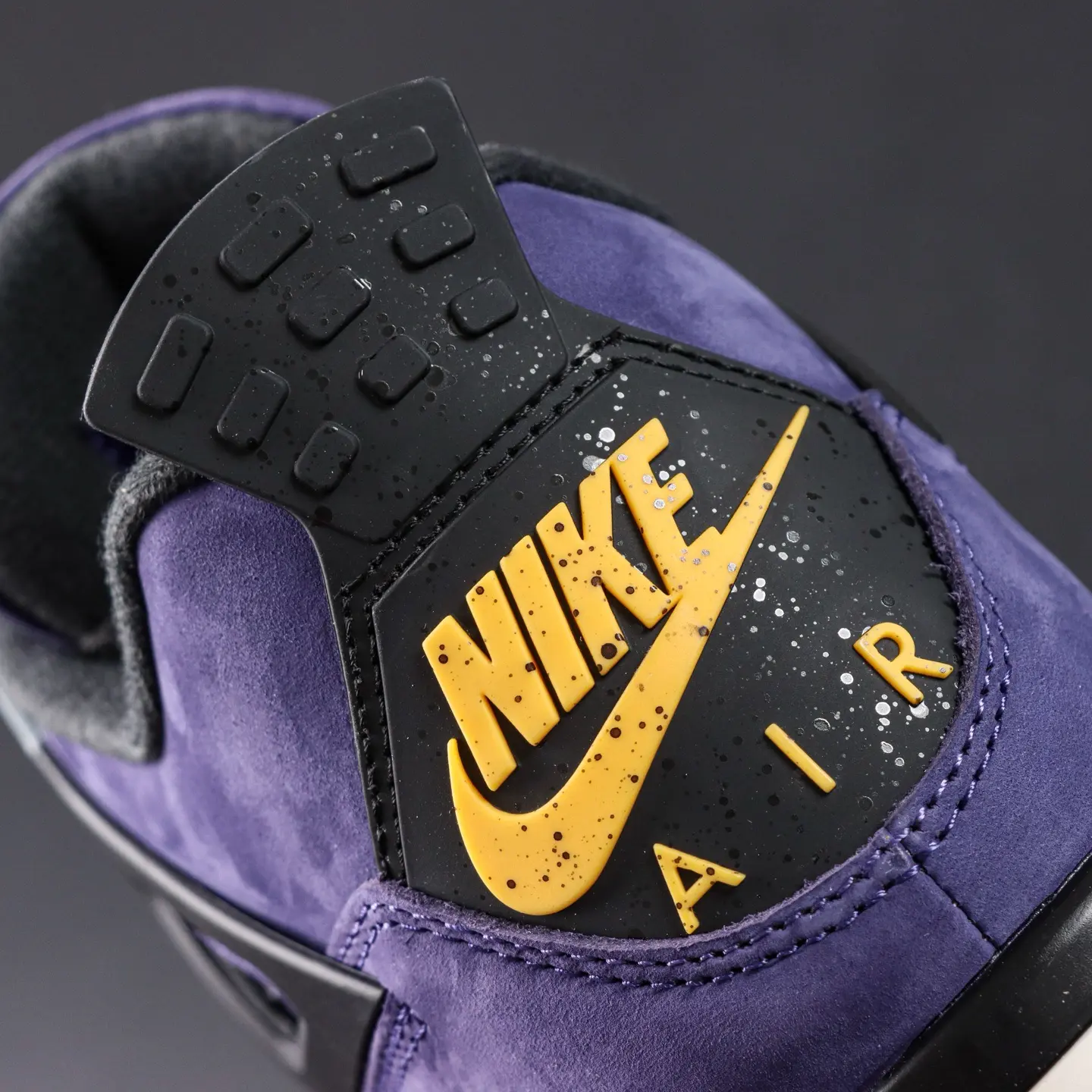 Air Jordan Retro „Imperial Purple“ – Bild 11
