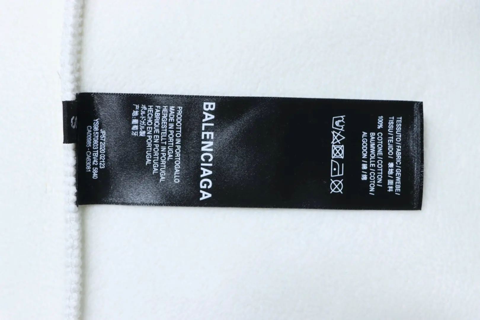 Balenciaga 25FW Badge Hoodie – Bild 9