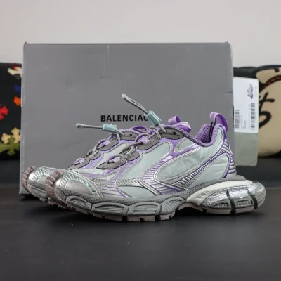 Balenciaga 3XL Used-Look Plateau-Sneaker mit runder Zehenpartie, Schnürung und klobigem Profil in Lila und Silber