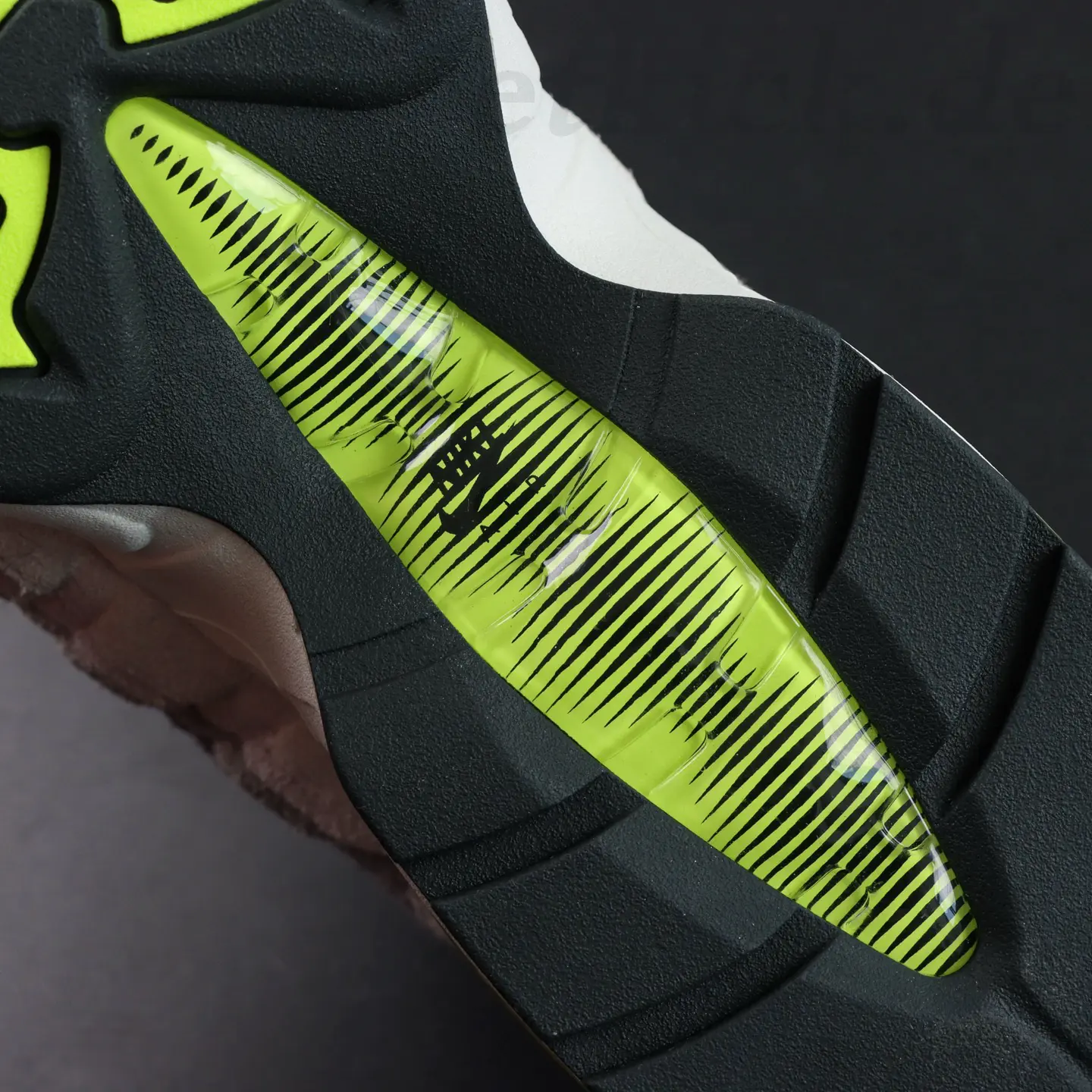 Nike Air Max 95 OG „Reverse Neon“ – Bild 11