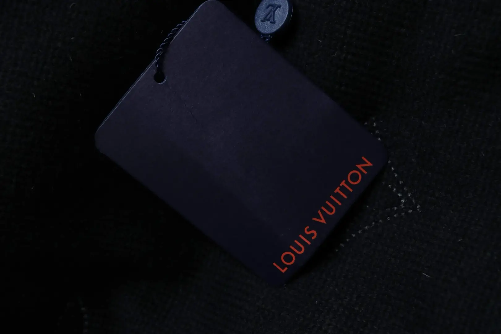 Strickdaunenjacke mit Monogrammstickerei – Bild 8