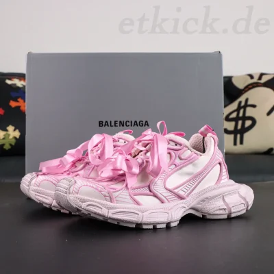 Balenciaga 3XL Used-Look Plateau-Sneaker mit runder Zehenpartie und Schnürung in Pink