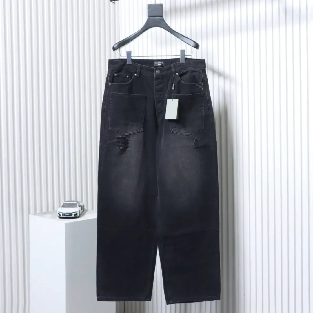 Balenciaga 24SS Neue Jeans mit umgedrehten Taschen