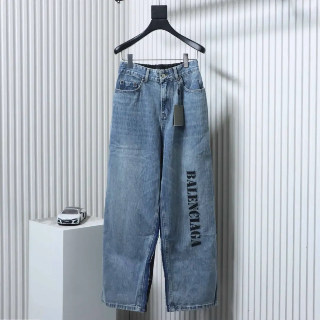 Balenciaga BLCG 24ss Patchwork-Hose aus schwarzem, floralem und grauem Denim