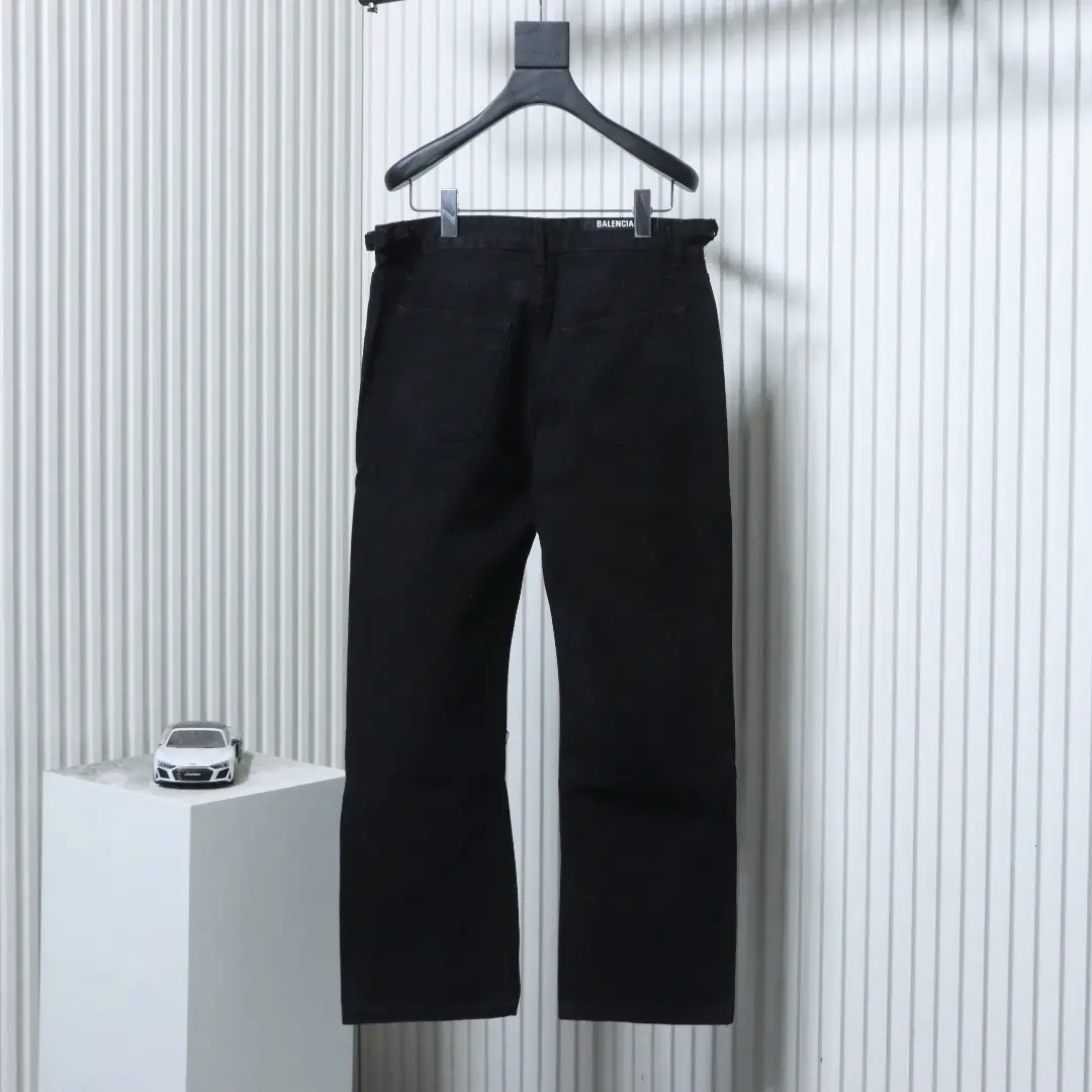 Balenciaga BLCG24SS Ripped Jeans – Bild 2