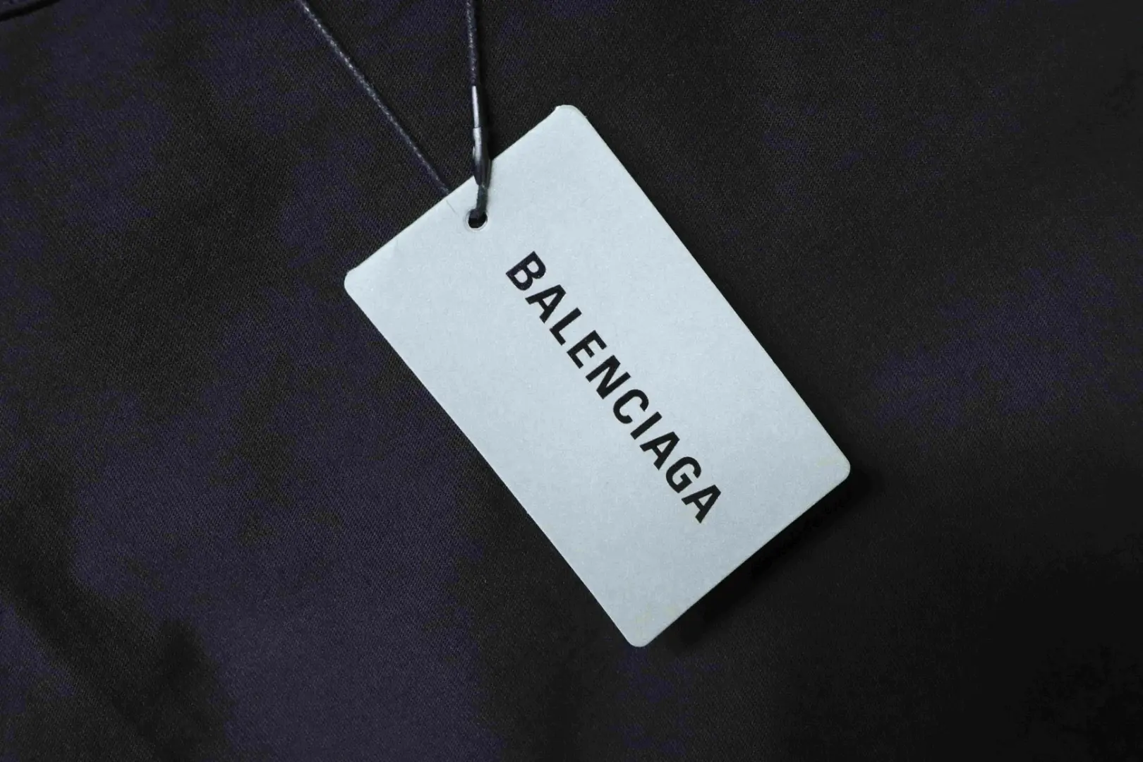 Balenciaga Pigelle Nightscape Limited Edition Washed Ripped Kurzarm-T-Shirt – Bild 9