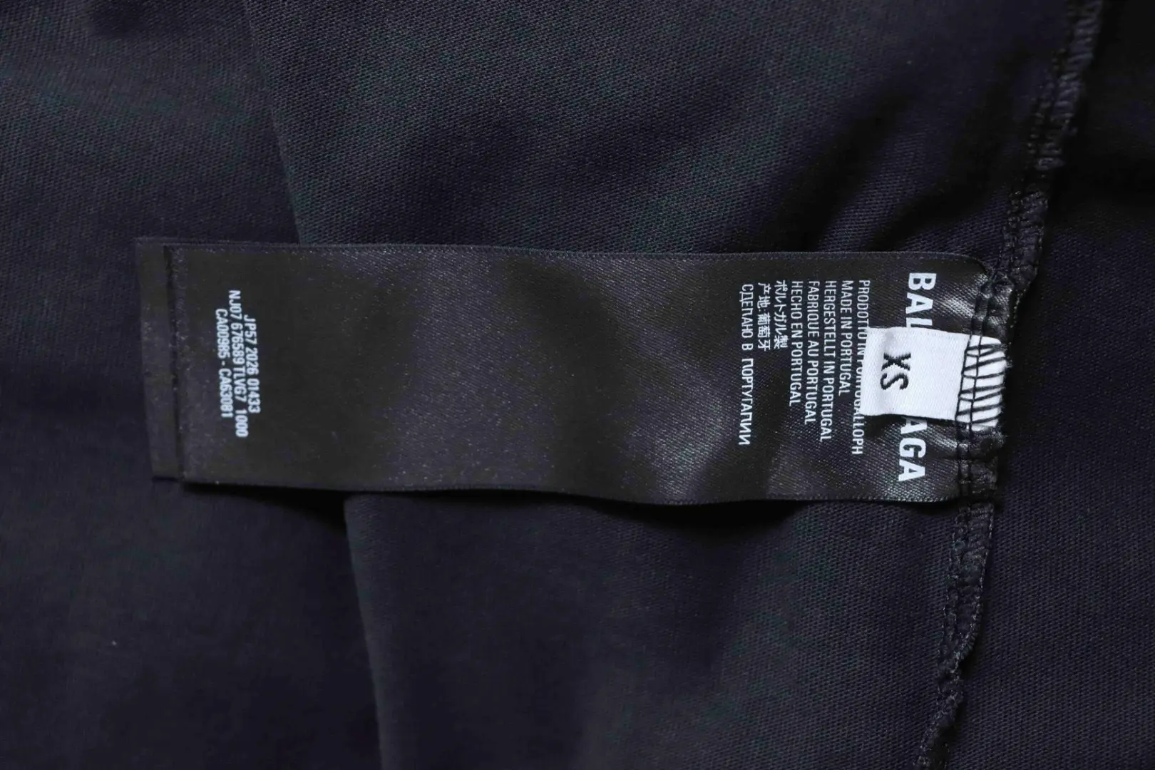 Balenciaga Valentinstag Limited Edition Dirac Formula Ripped Kurzarm-T-Shir – Bild 9