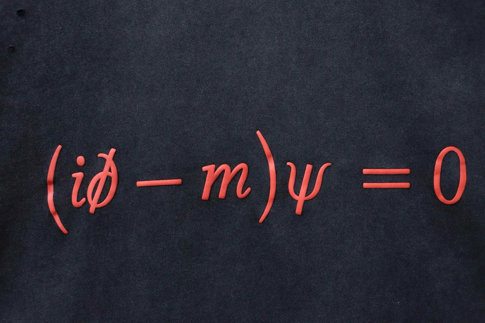 Balenciaga Valentinstag Limited Edition Dirac Formula Ripped Kurzarm-T-Shir – Bild 5