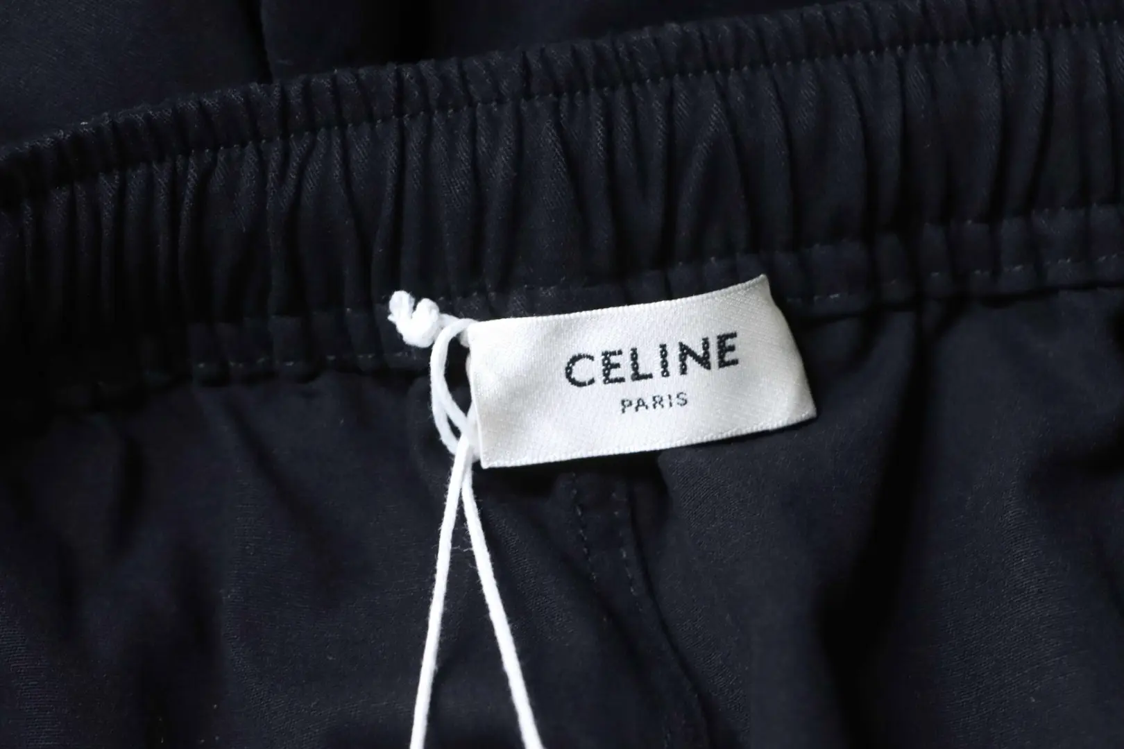 Celine Baumwollhose mit kleinem Lederlabel – Bild 8