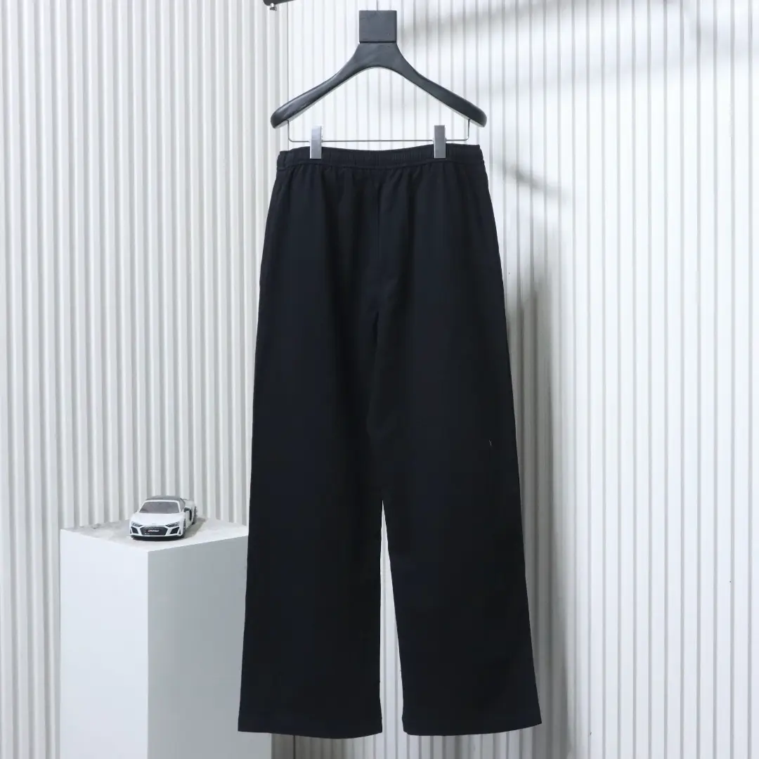 Celine Baumwollhose mit kleinem Lederlabel – Bild 2