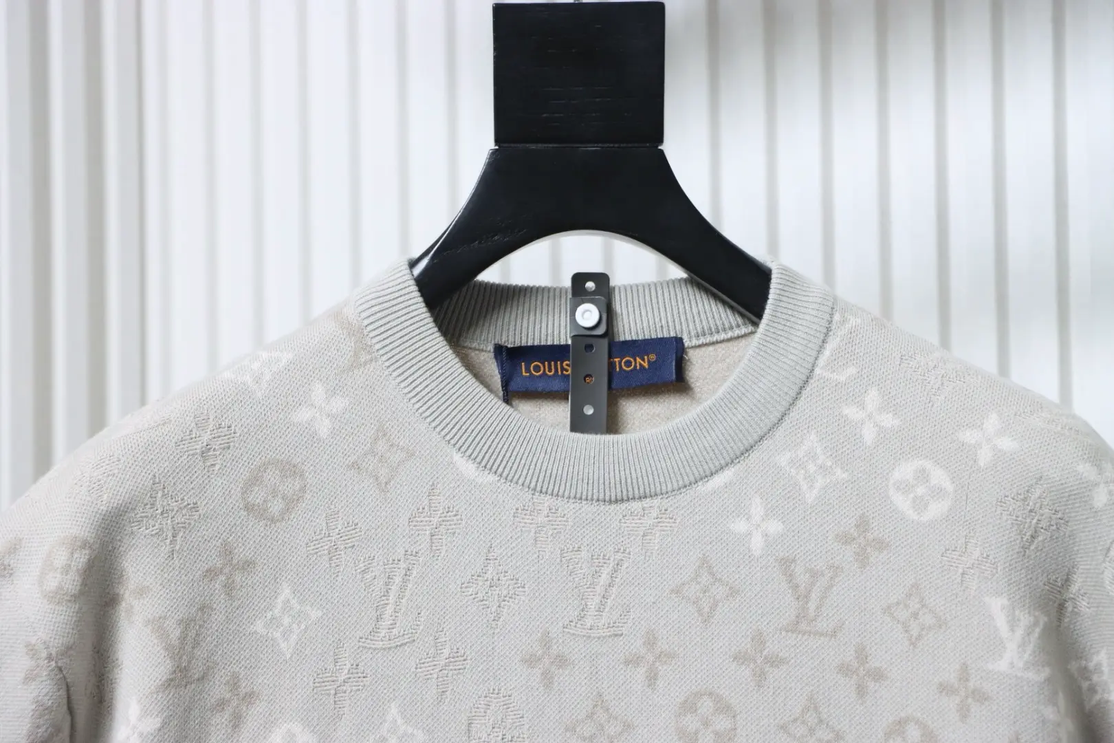 Kurzärmeliges Top mit Allover-Jacquard-Strickmuster – Bild 3