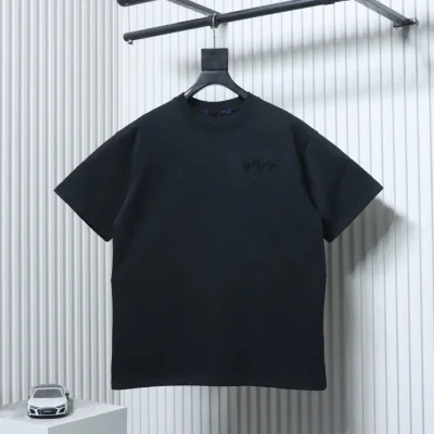 Kurzarm-T-Shirt mit dreifacher Blumenstickerei