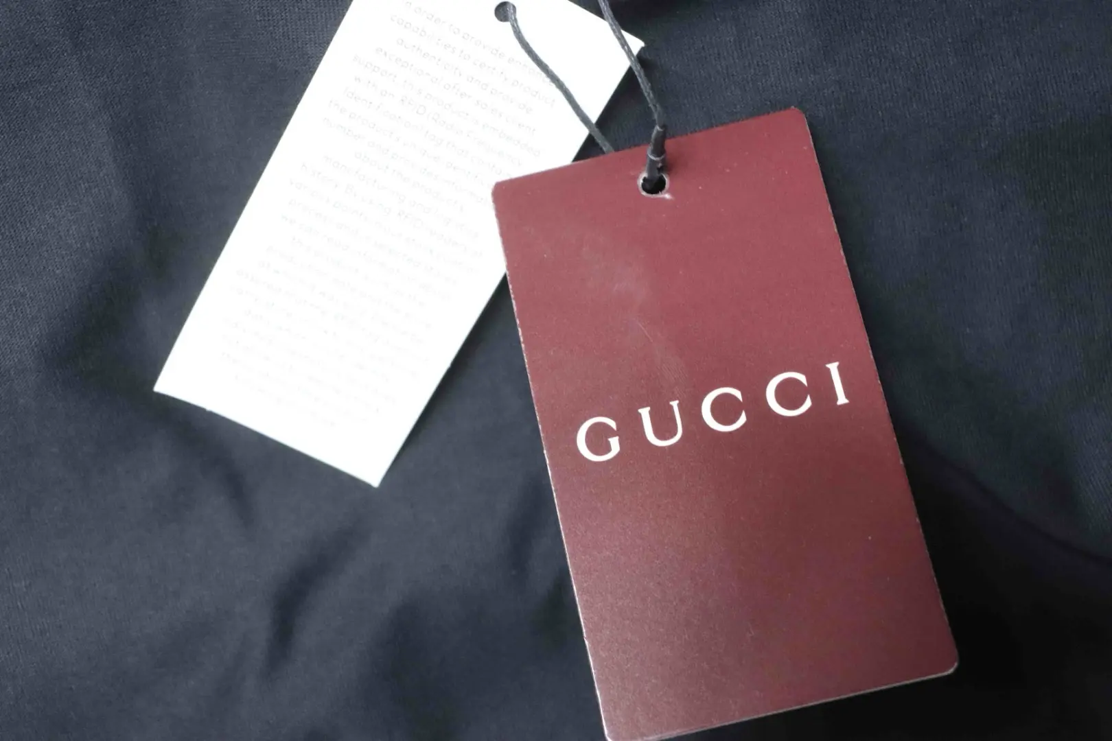 Kurzarm-T-Shirt mit gesticktem Doppel-G-Logo – Bild 9