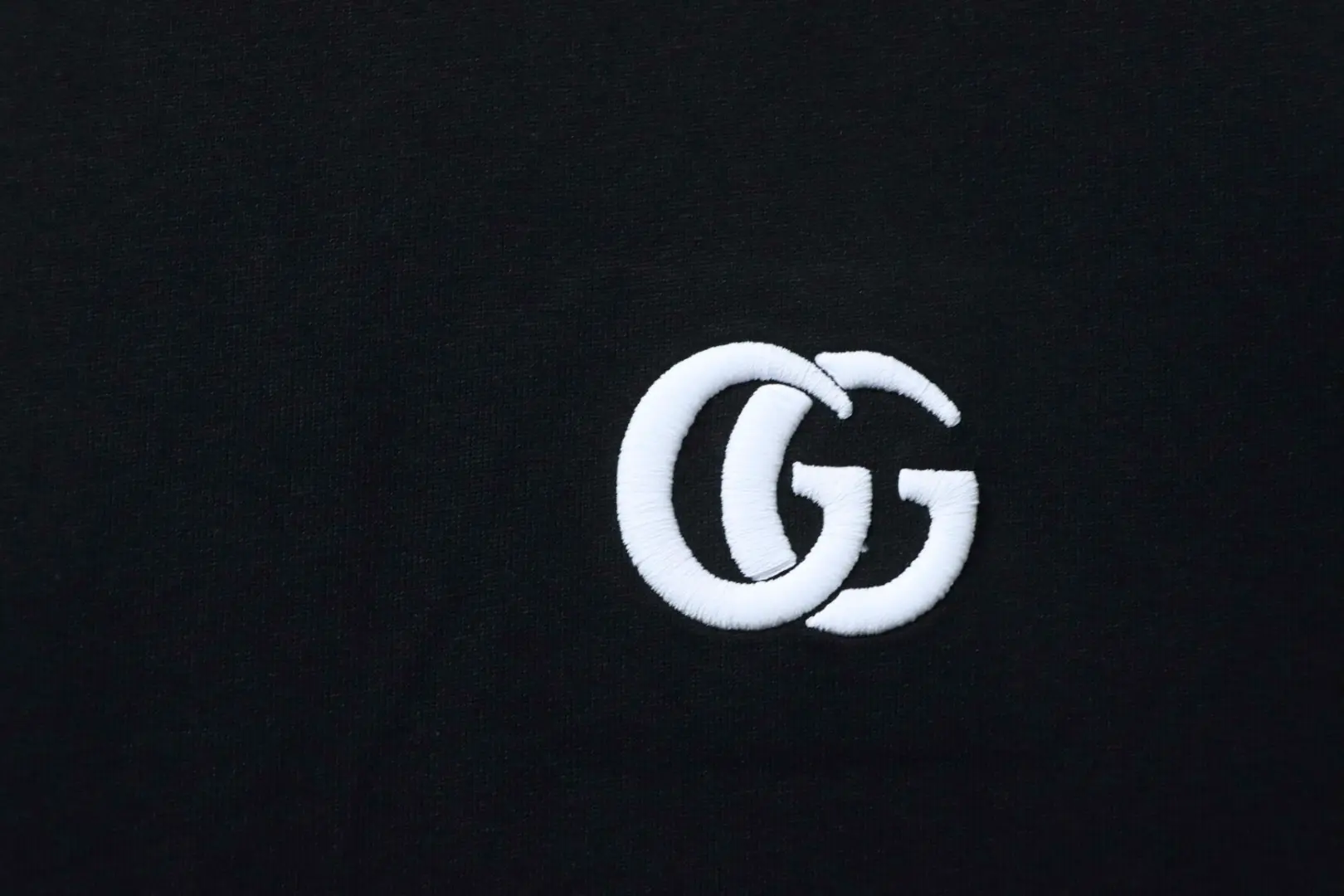 Kurzarm-T-Shirt mit gesticktem Doppel-G-Logo – Bild 5
