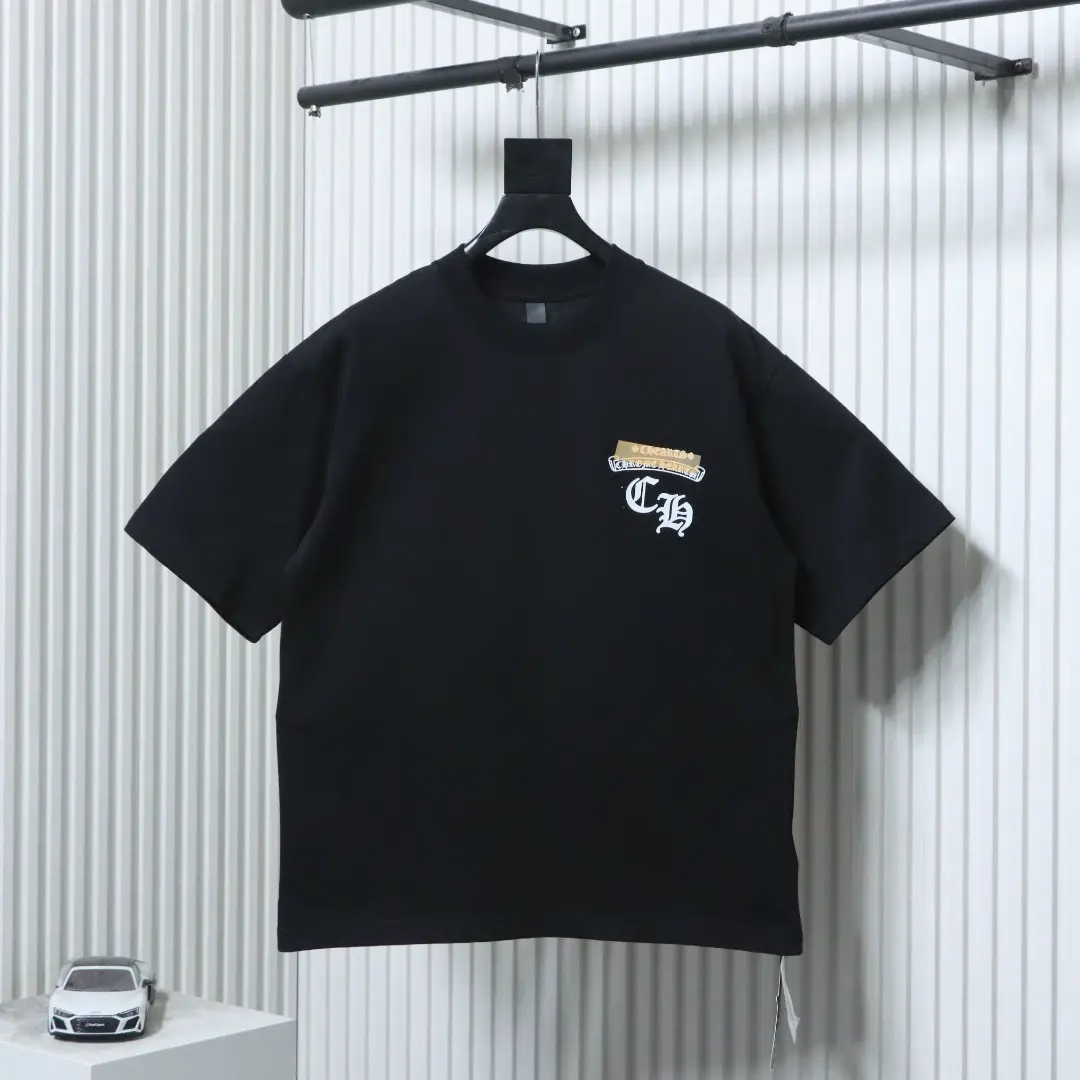 Kurzarm mit Strasssteinen und Hufeisenmuster – Bild 2