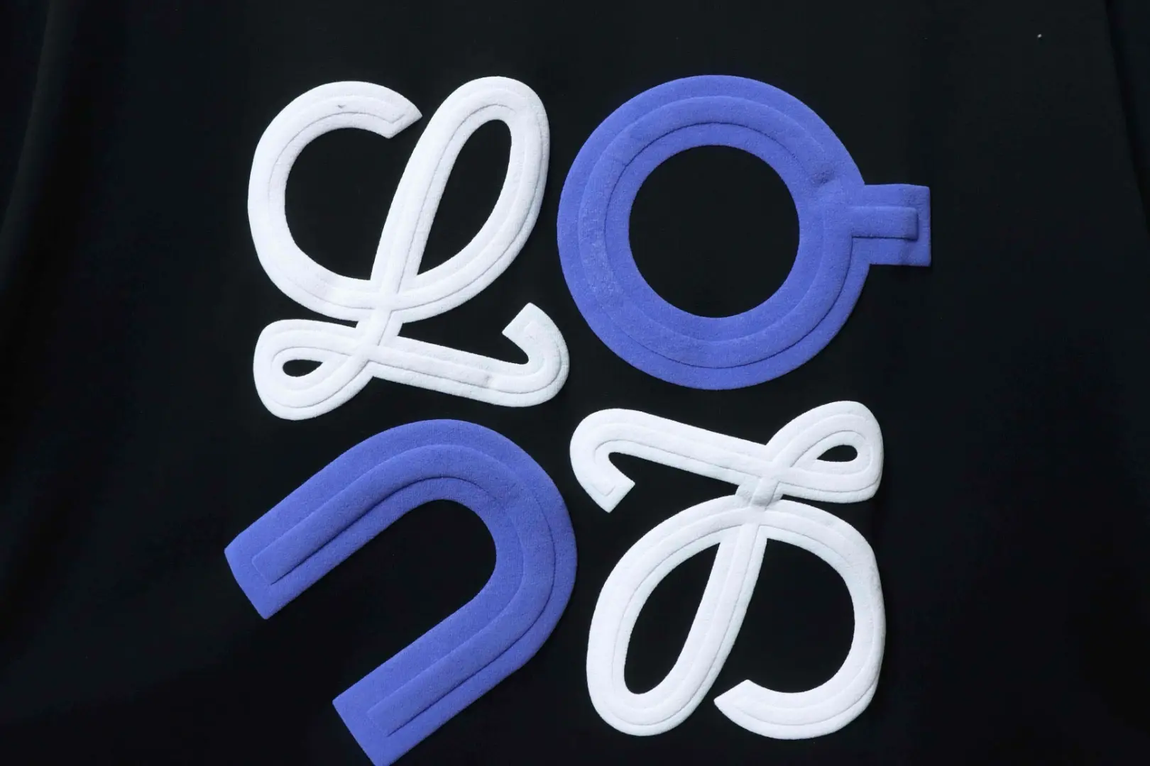 Kurzarmhemd aus Fleece-Schaumstoff mit aufgedrucktem Logo – Bild 5