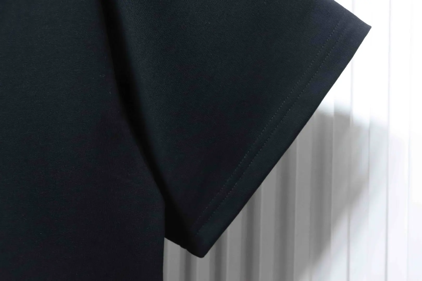 Kurzarmhemd aus Fleece-Schaumstoff mit aufgedrucktem Logo – Bild 6