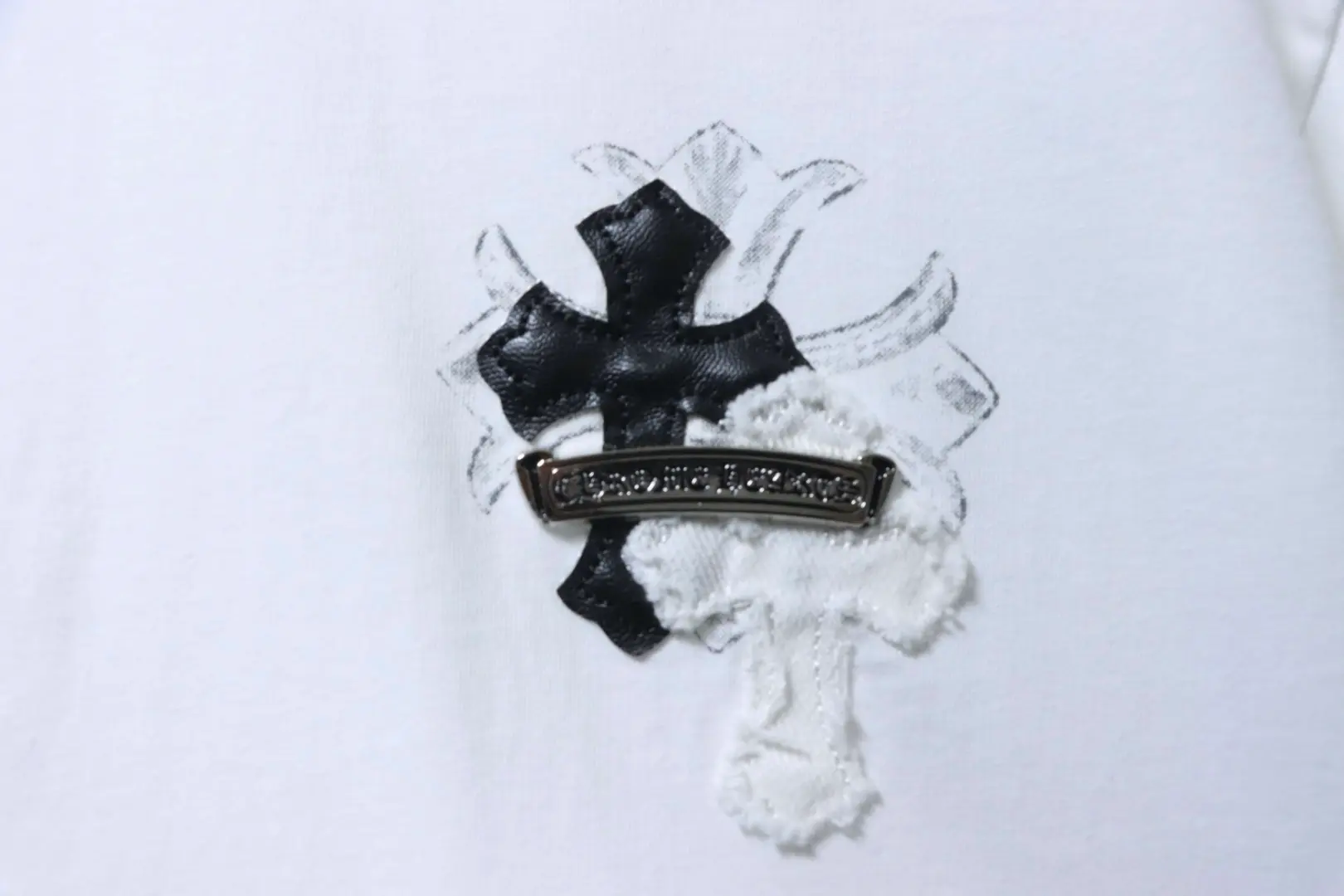 Kurzarmhemd mit Lederetikett im Kreuzmuster – Bild 5