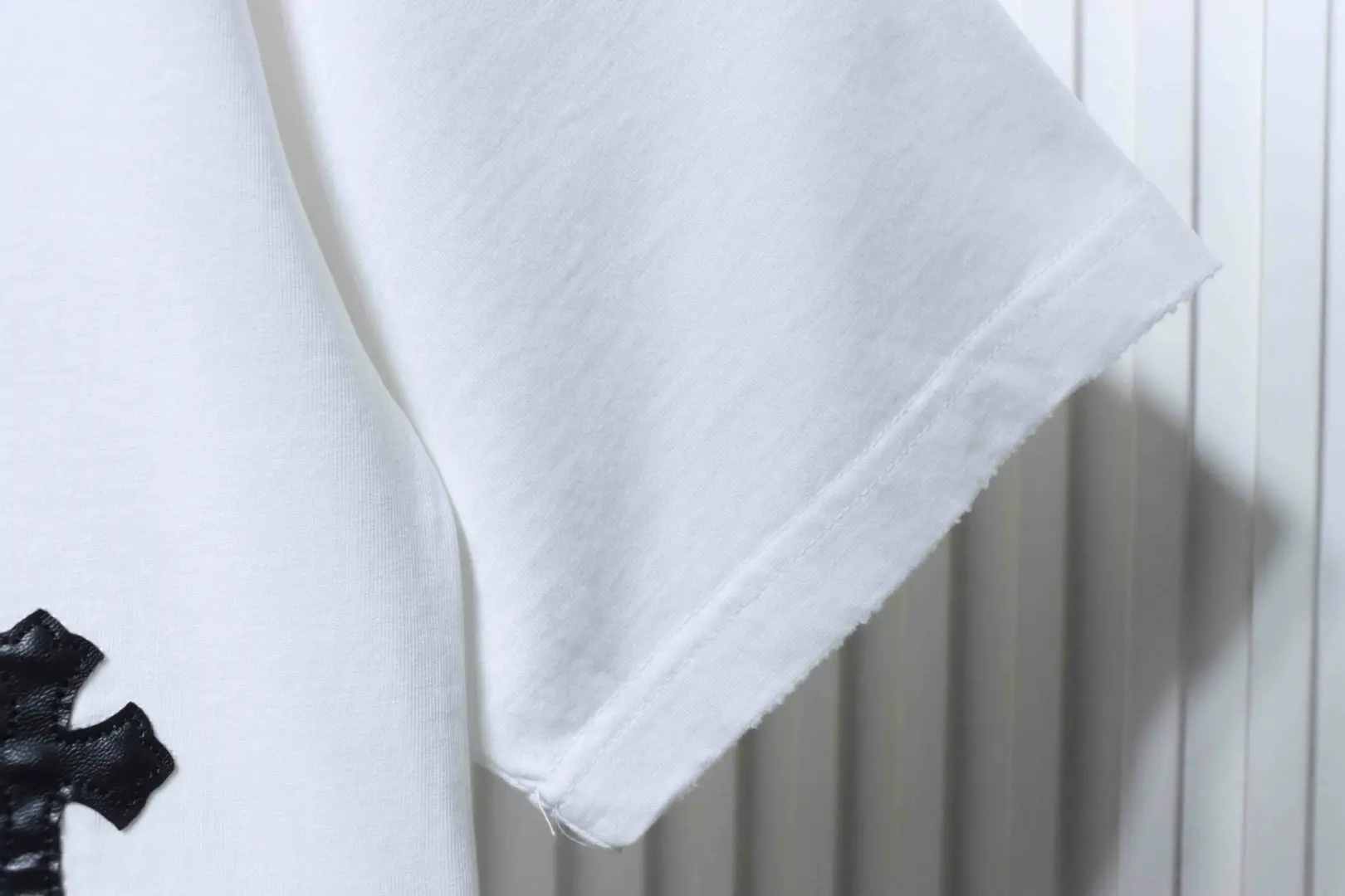 Kurzarmhemd mit Lederetikett im Kreuzmuster – Bild 6