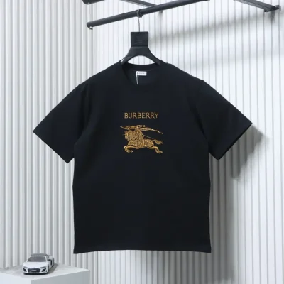 Kurzarmhemd mit besticktem Rittermotiv im Reitsport-Stil