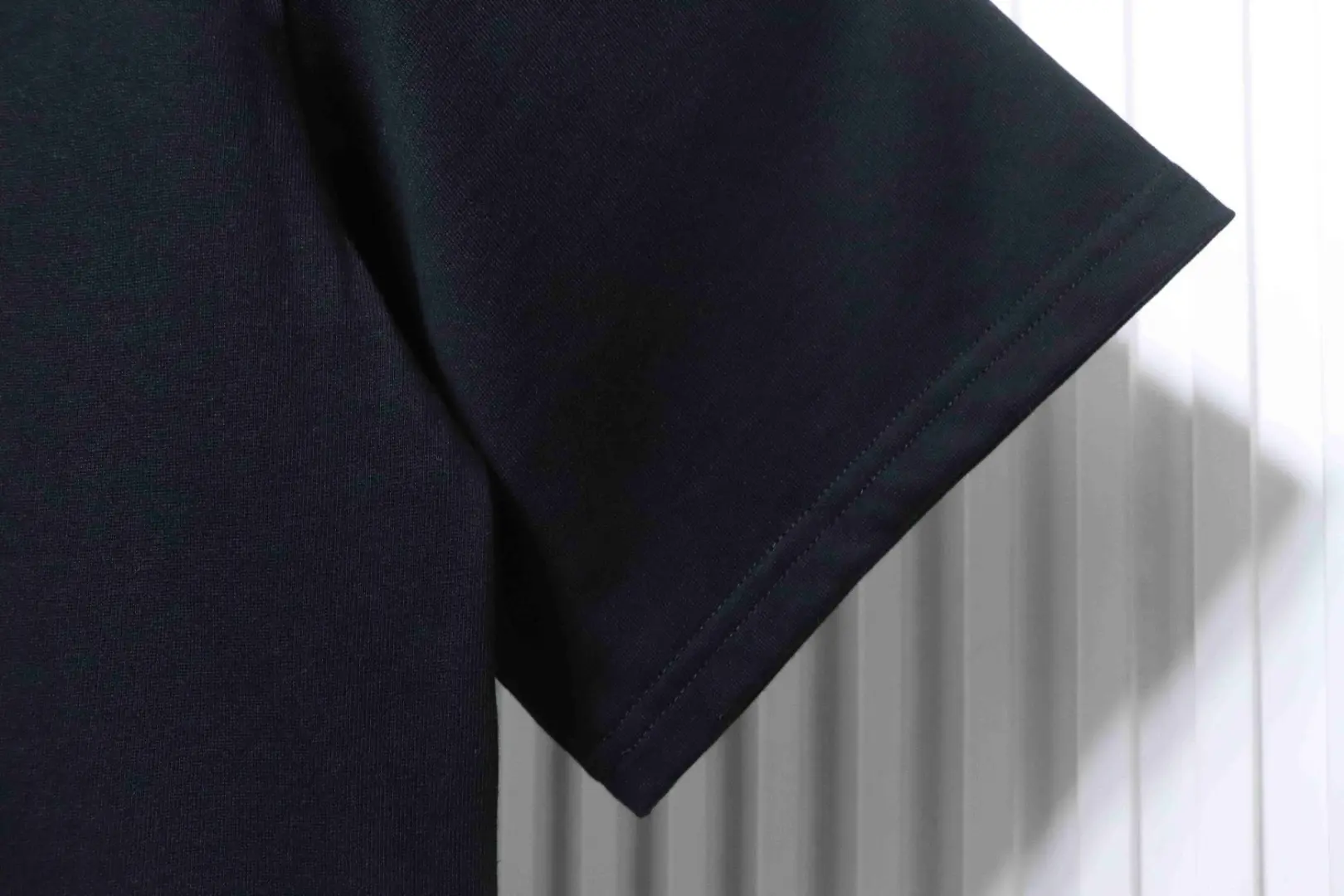 Kurzarmhemd mit besticktem Rittermotiv im Reitsport-Stil – Bild 6