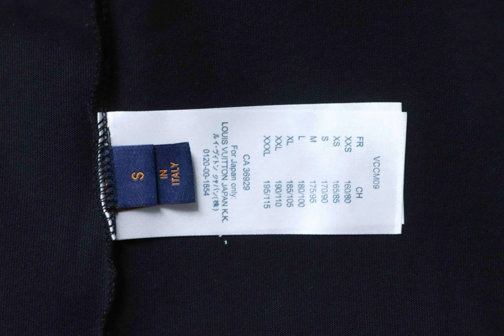 Kurzarmhemd mit dreidimensionaler Logostickerei – Bild 10