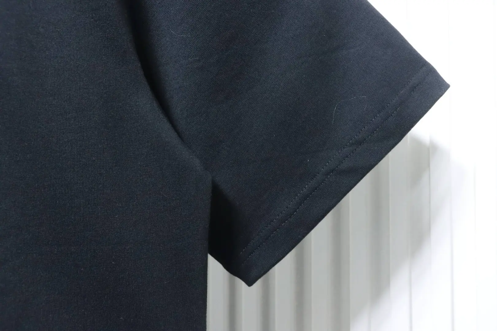 Kurzarmhemd mit klassischem Dreieckslogo – Bild 8