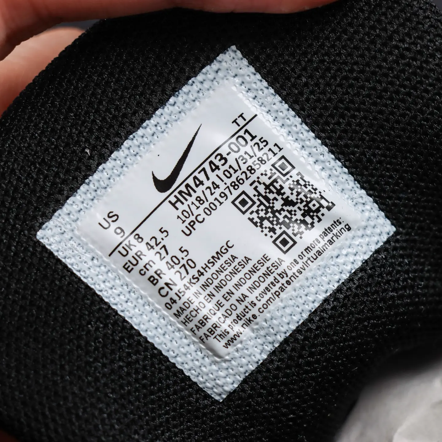 Levi's x Nike Air Max 95 „Schwarz und Anthrazit“ – Bild 13